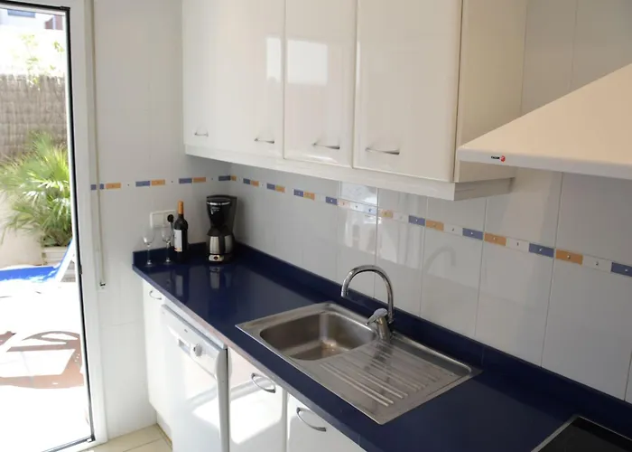 Estartit Park Pb-1 Apartment